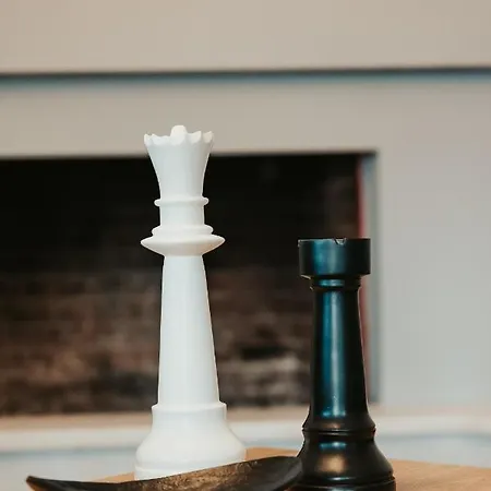 Little * Makrirrákhi